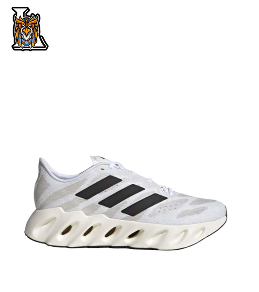 ultra boost FWD white x black running (men)