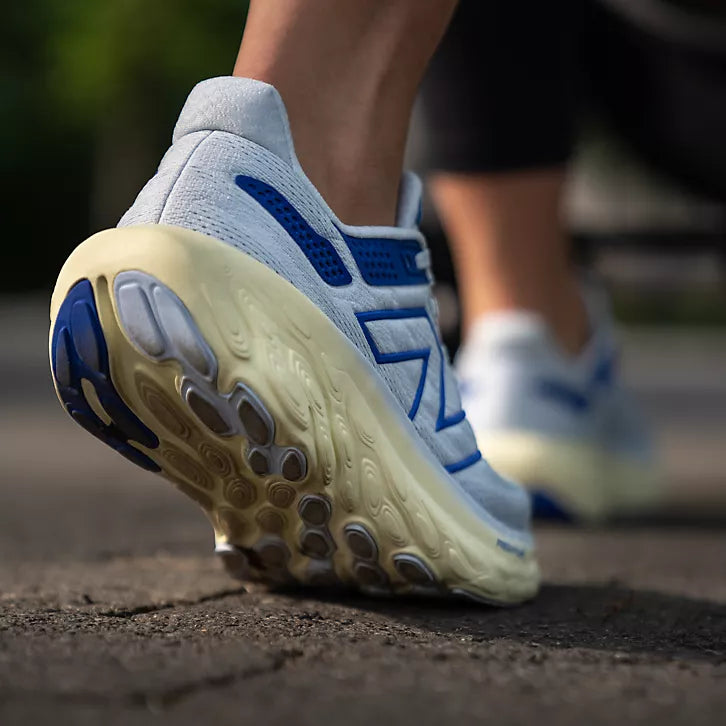 nb 1080 grey x blue running (men)
