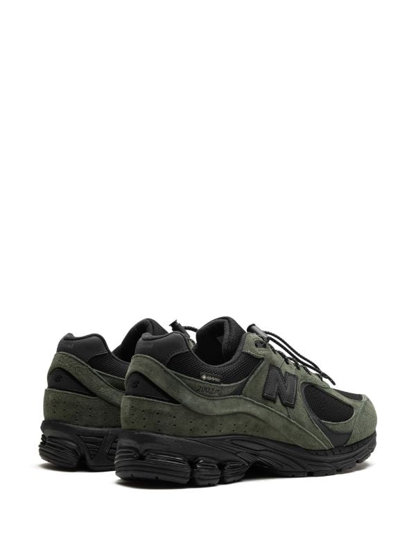 nb 2002R dark green x black (men)