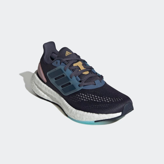 pure boost black running (woman)