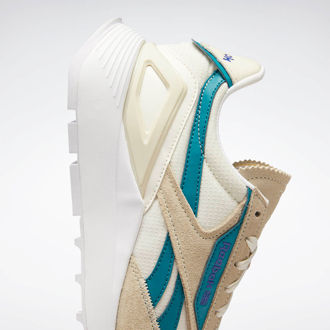 rebok classic beige x blue (men)