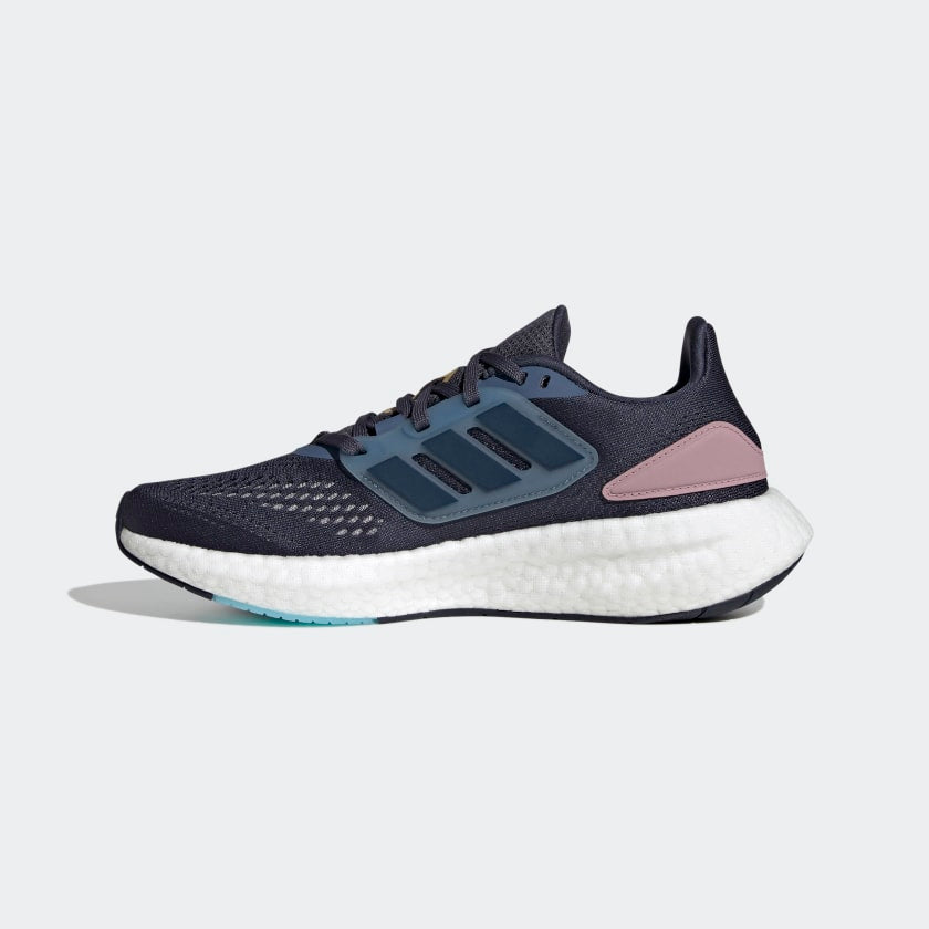 pure boost black running (woman)